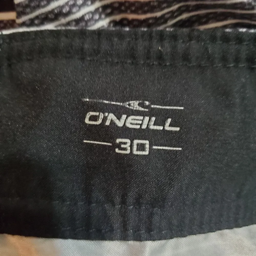 O'Neill Gray & White Striped Swim Trunks (30)